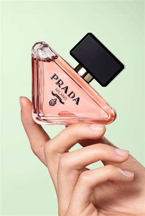 prada dreieck parfum